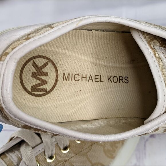 Michael Kors Monogram Jacquard Signature Sneakers - Picture 10 of 12